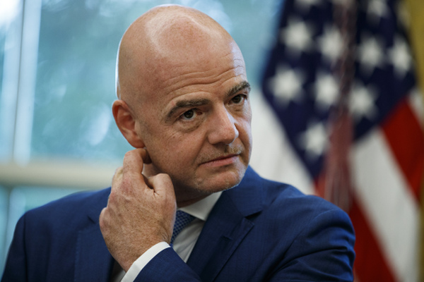 Swiss prosecutor: ‘Clear signs of criminal behaviour by Infantino’; Fifa: