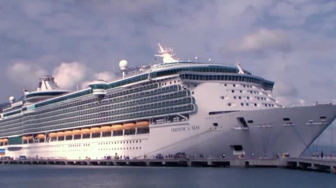 Royal Caribbean suspends sailings through April