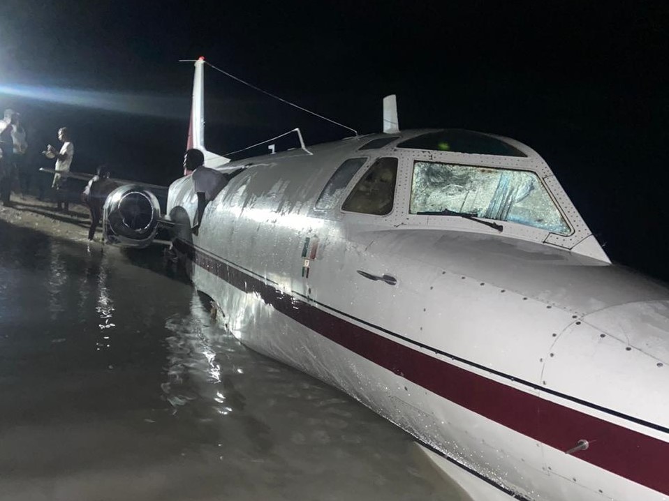 Jamaica: Small plane crashes in Rocky Point, Clarendon