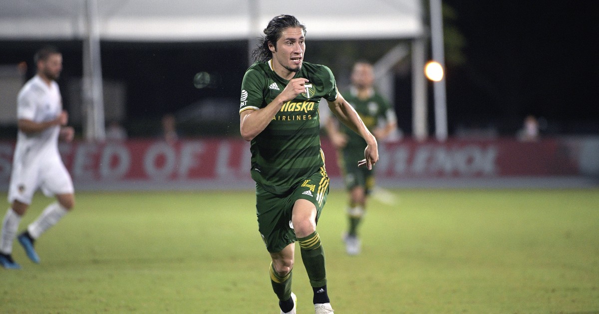 Jorge Villafaña creates his own luck over a long career