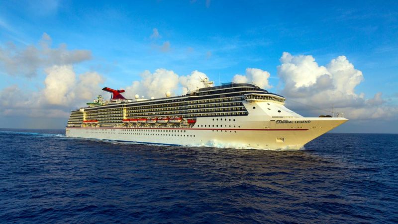 La Soufriere eruption: Empty Caribbean cruise ships used to rescue