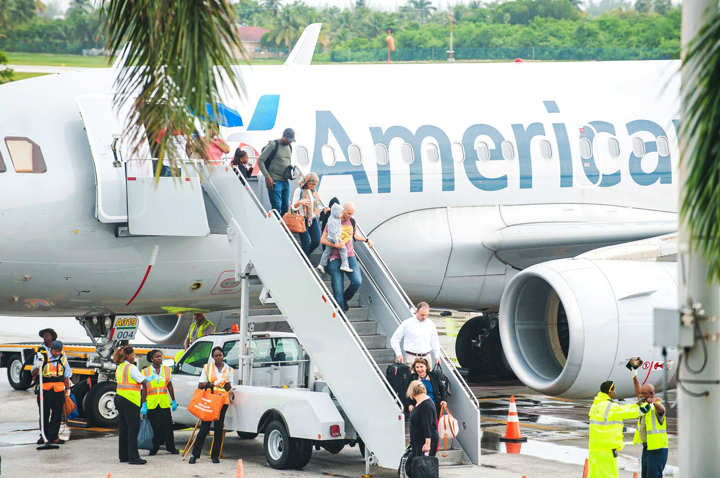 American Airlines poised for Cayman return, expects Caribbean tourism boom