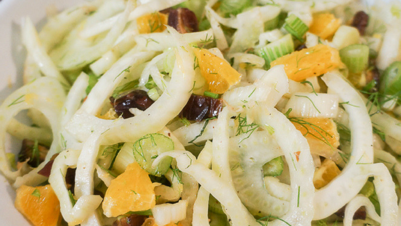 Quick and Easy Fennel Salad with Oranges and dried Figs