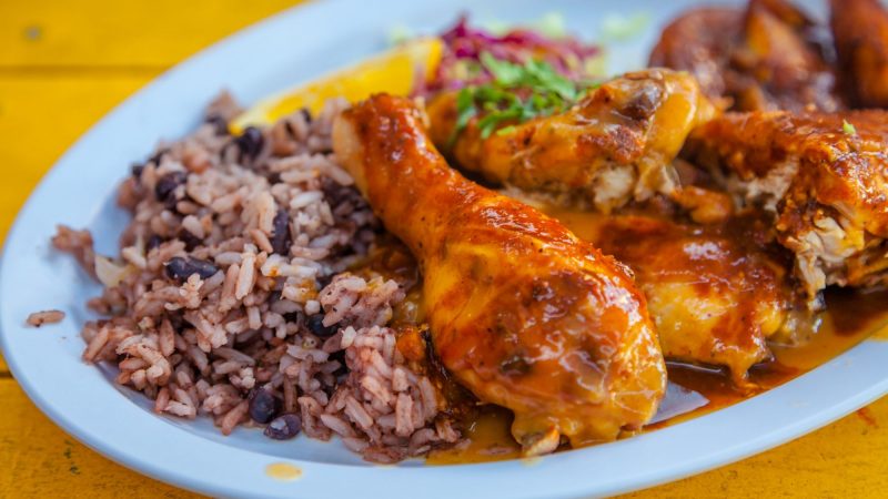Your Guide To The Best Restaurants in Jamaica