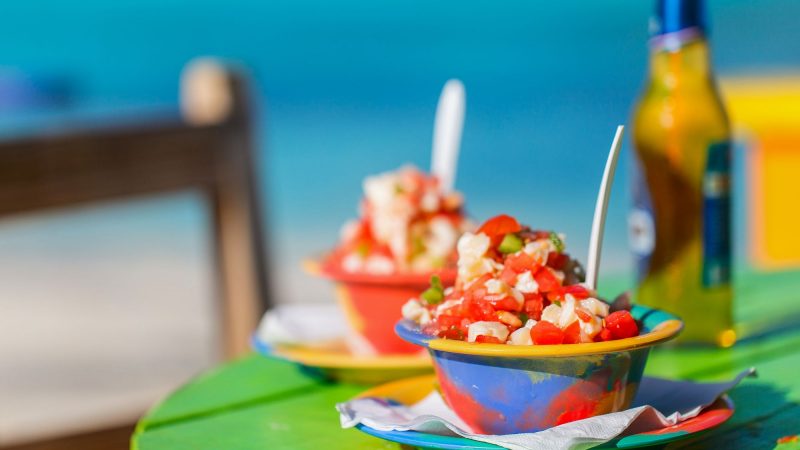 The 17 Best Restaurants To Try in Nassau, Bahamas