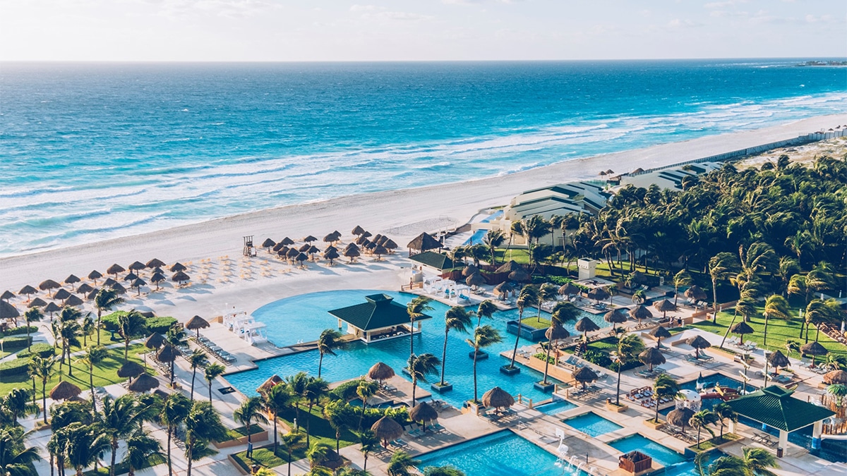 Air Canada Is Planning a Big Expansion to Cancun This Winter