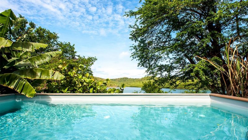 More Flights Between Canada, Martinique  