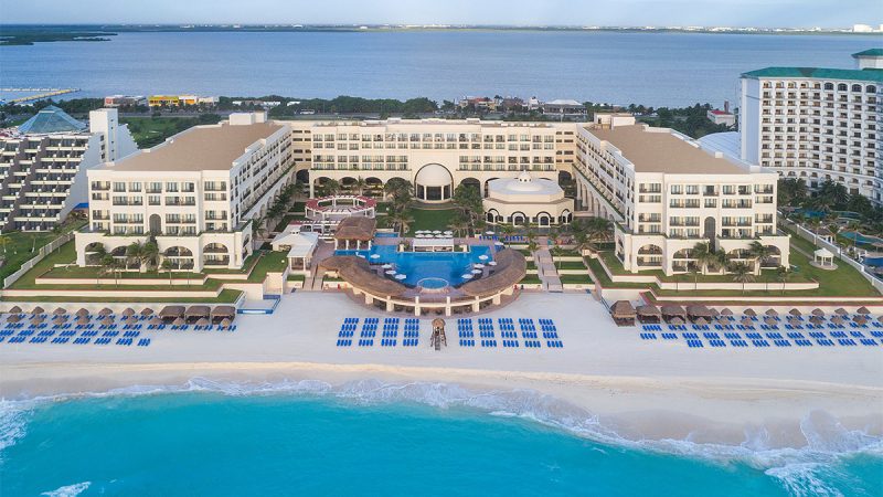 The Marriott Cancun Resort Is Becoming an All-Inclusive 