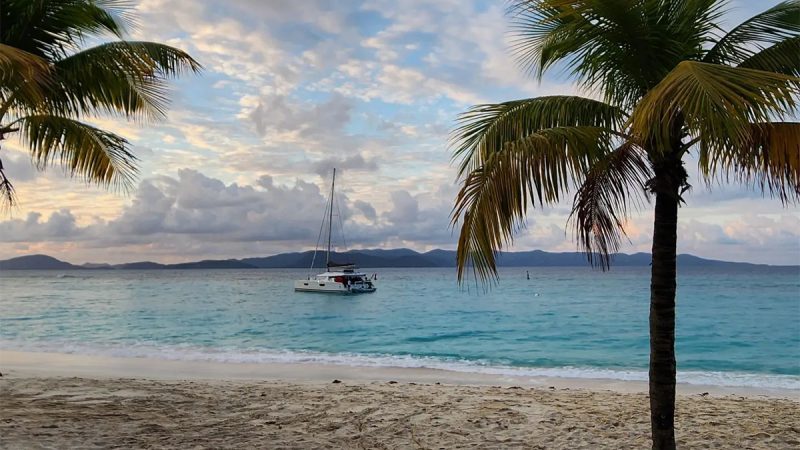 This Caribbean Bungalow Resort Comes With a Legendary Beach Bar