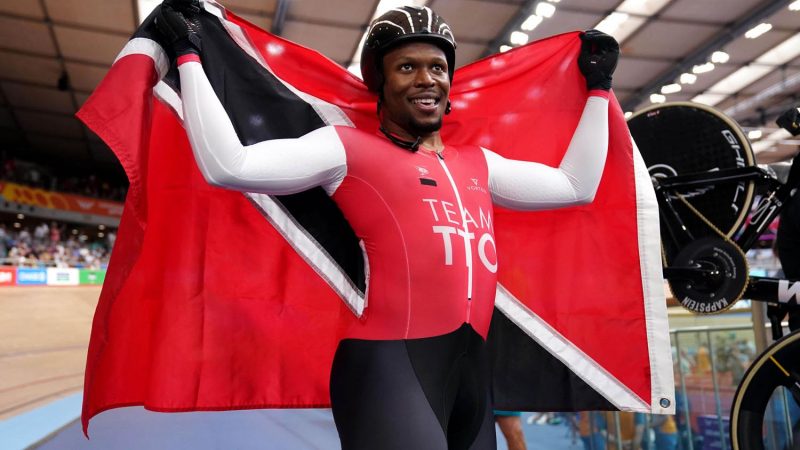 The red, white & black Flash