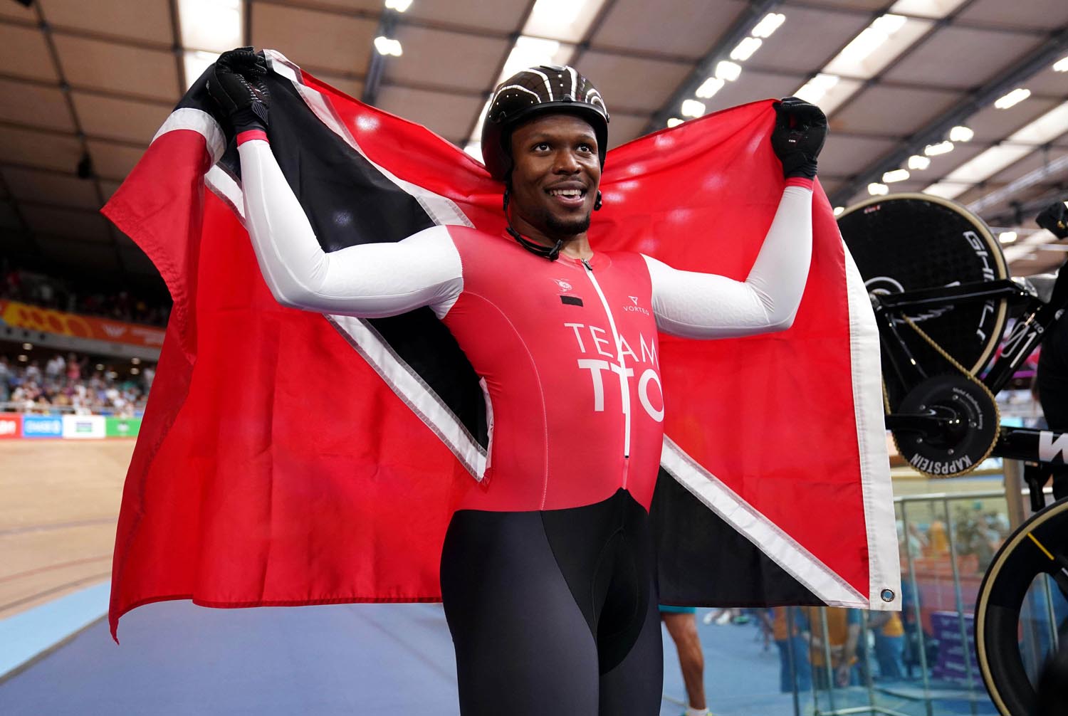 The red, white & black Flash