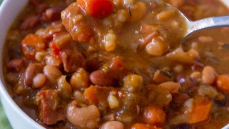 Easy 16 Beans and Ham Soup Recipe