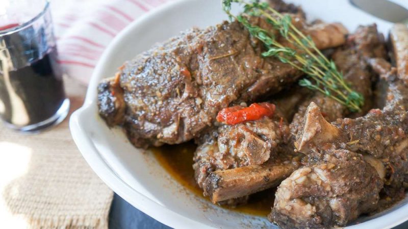 Easy and Delicious Crockpot Beef Ribs