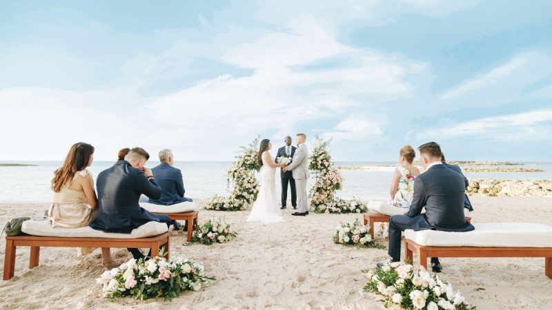 A Romantic Wedding in the Bahamas: Ale & Clay’s Love