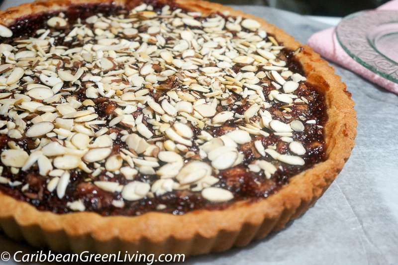 A Delight for the Senses: Raspberry Almond Tart