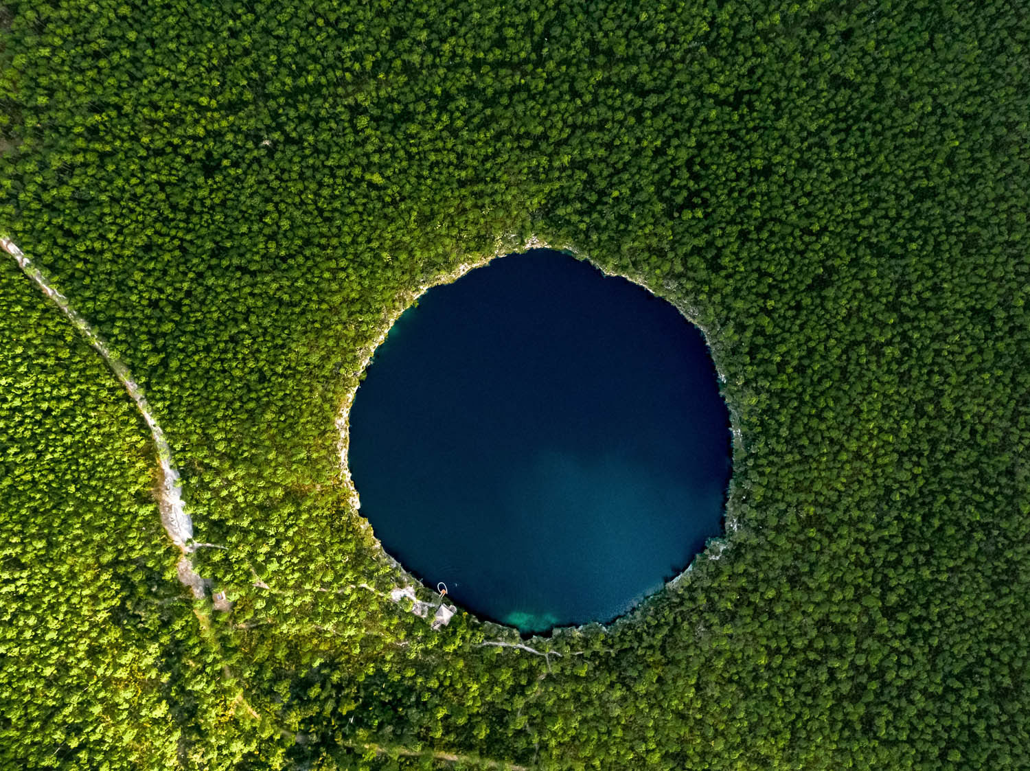 The blue holes of Andros