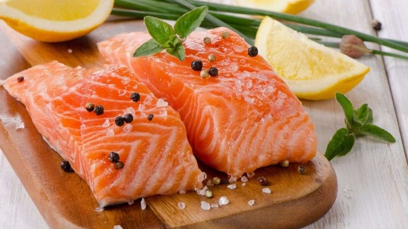 Quick and Easy Ways to Defrost Salmon