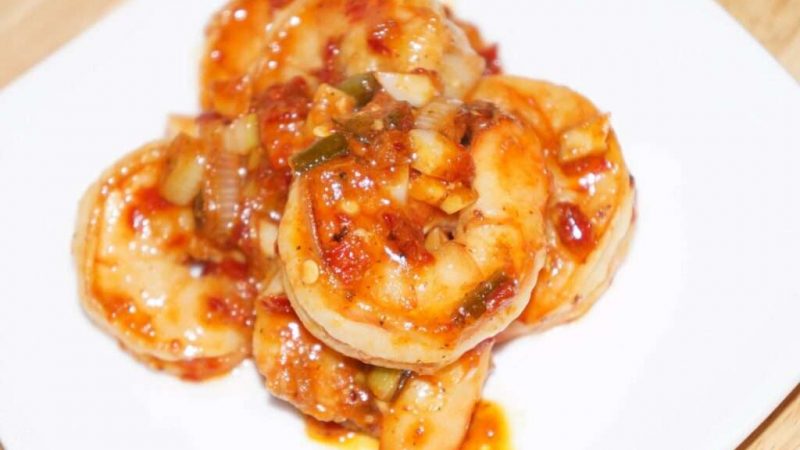 Sizzle and Spice: An Easy Garlic Shrimp with Chili Paste