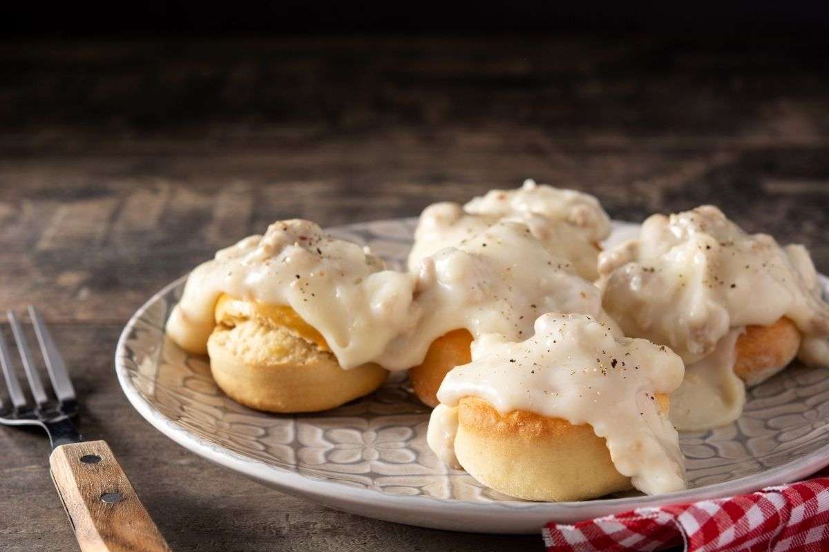 Unlock the Magic: White Gravy Made Easy