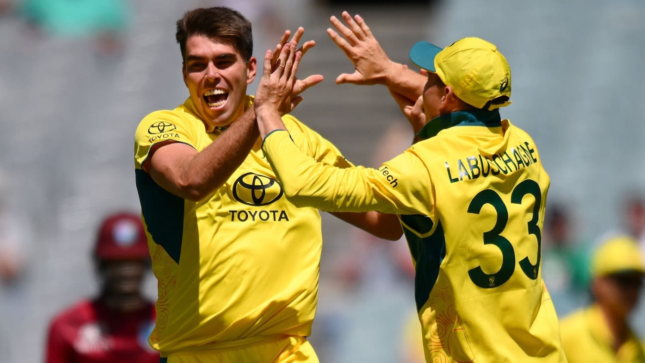 Bartlett four-for, Green’s all-round effort give Australia 1-0 lead