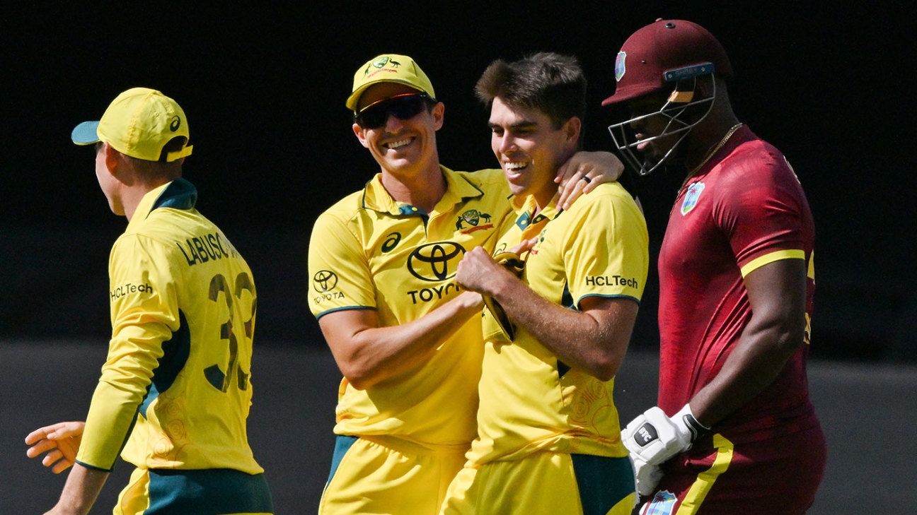 Bartlett, Fraser-McGurk star as Australia win with record 259 balls