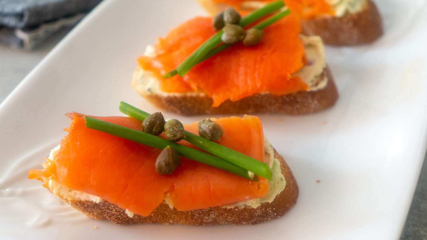 Easy Smoked Salmon Crostini