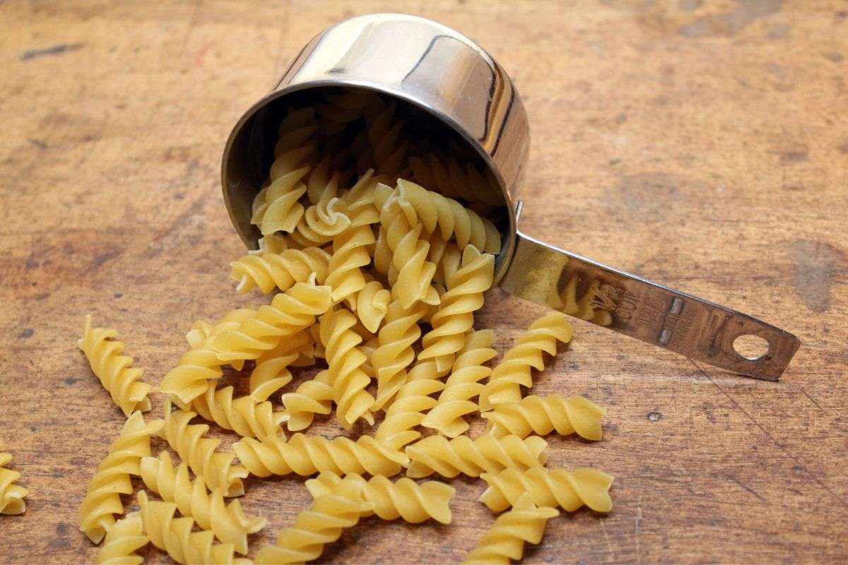 Taming the Twirls: Your Guide to Pasta Pound to Cup