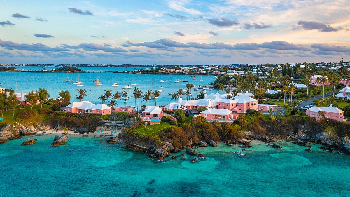 United Is Extending Its Bermuda Schedule for the Summer