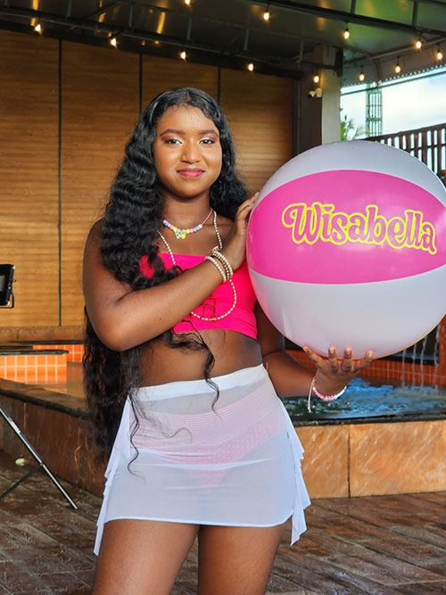 She’s Bent on Stardom