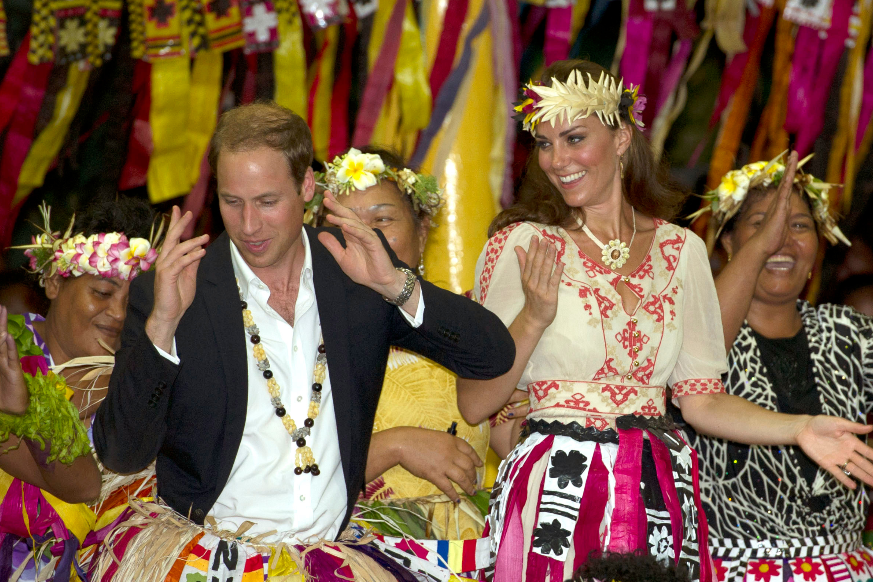 Prince William’s “insane” dancing goes viral