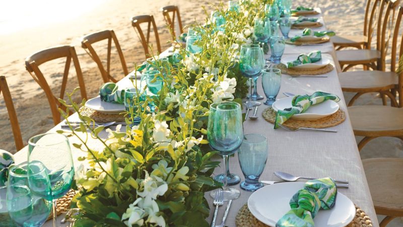 Sandals® Guide to Choosing The Best Wedding Florals