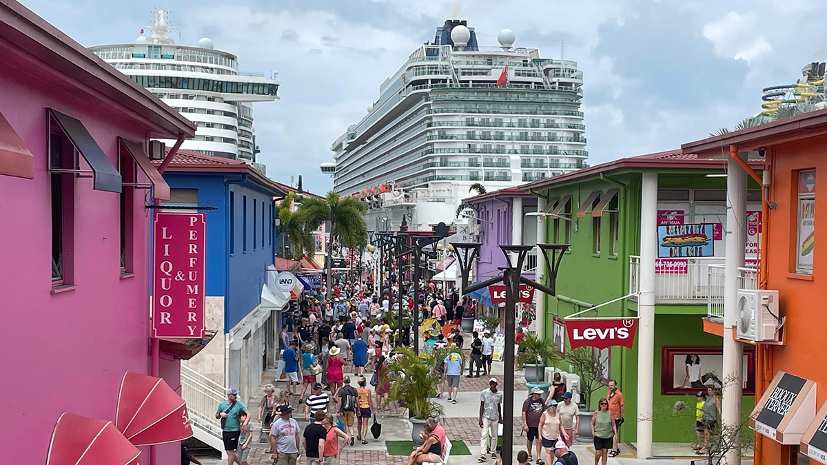 This Caribbean Cruise Port Just Set a New Record 