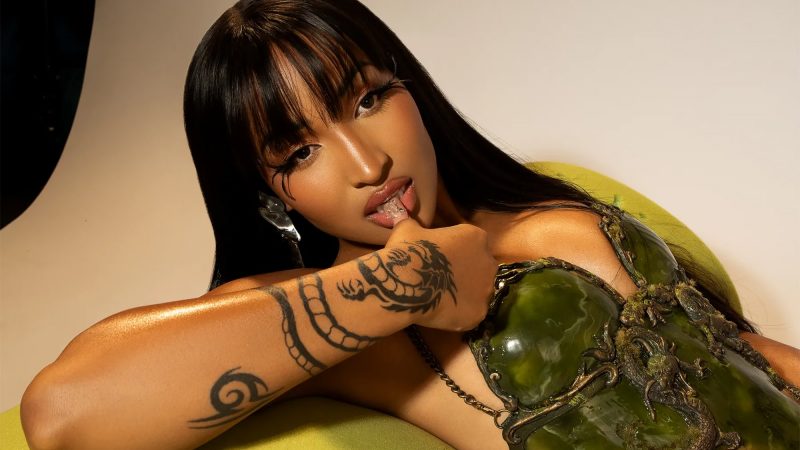 Shenseea Releases Sophomore Album ‘Never Gets Late Here’, And ‘Flava’