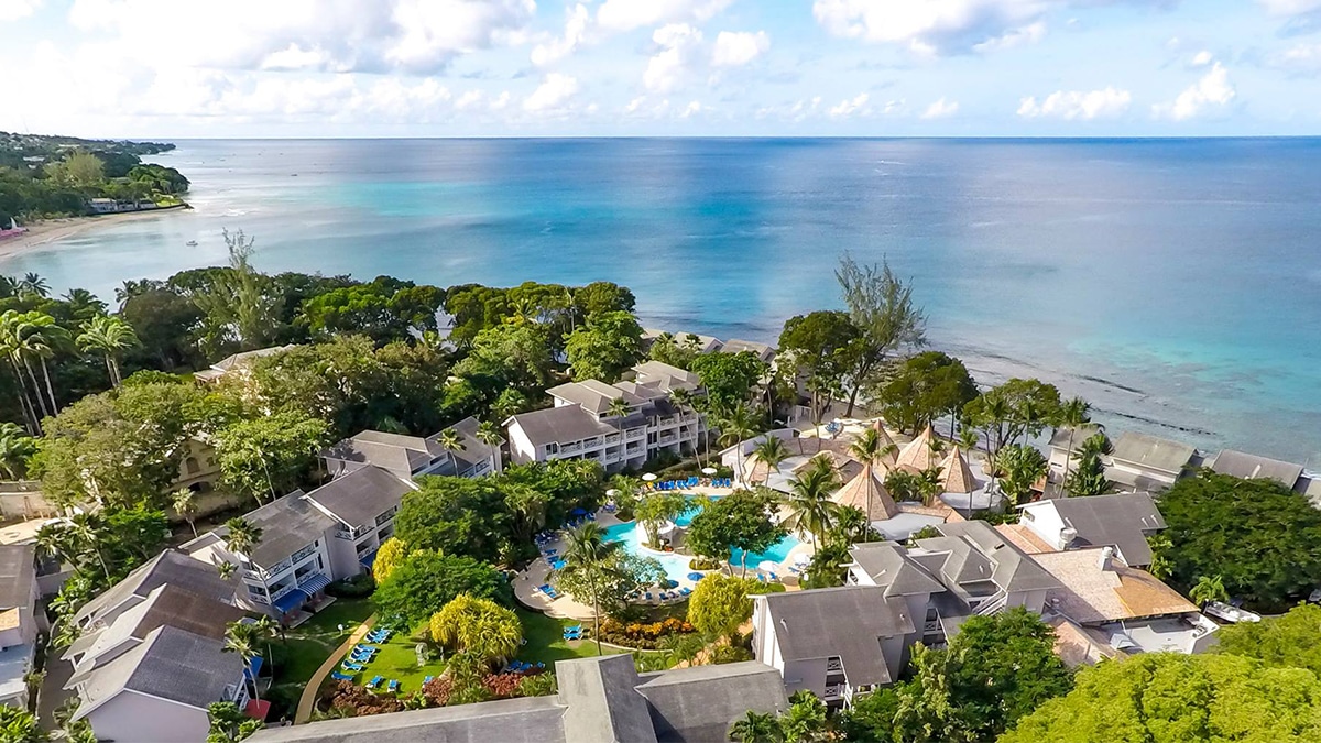 New, Cheap Flights Are Coming to Fly to the Island