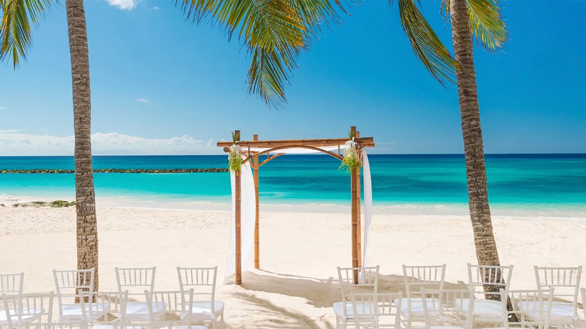 The Best Wedding Resort in Barbados, According to Travel Agents 