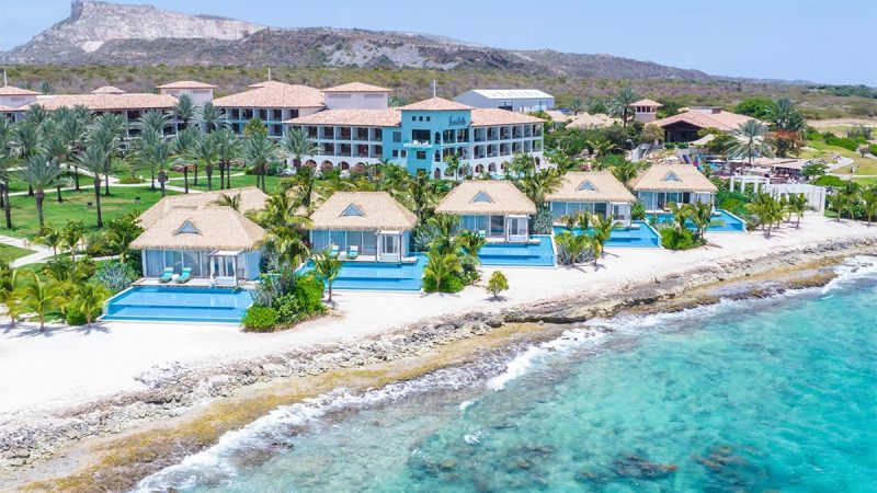 Visitors Keep Flocking to Curacao 
