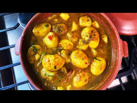 Egg And Aloo #MeatFreeMondays | CaribbeanPot.com