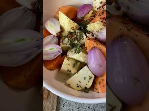 Herb Roasted Sweet Potato #vegan #vegetarian | CaribbeanPot.com