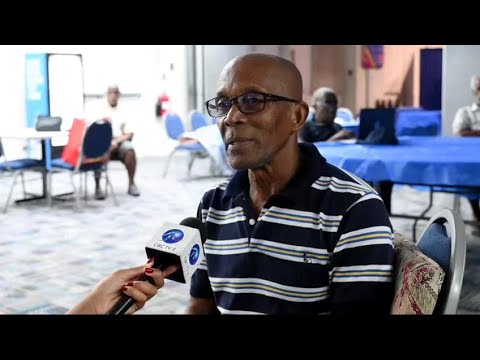Over 400 seek safe haven in hurricane shelters