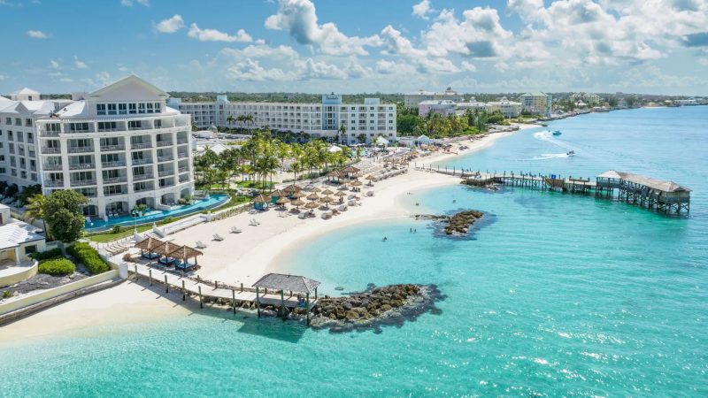 Best Sandals® In Bahamas: Royal Bahamian vs Emerald Bay
