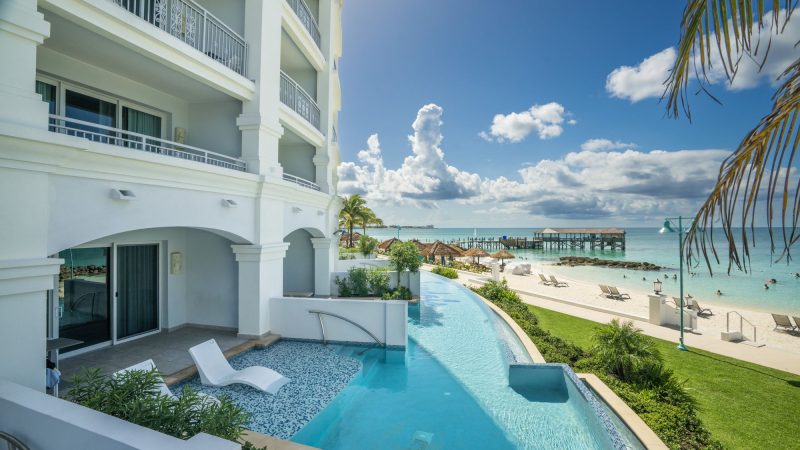 Oceanview vs Oceanfront vs Beachfront: The Difference