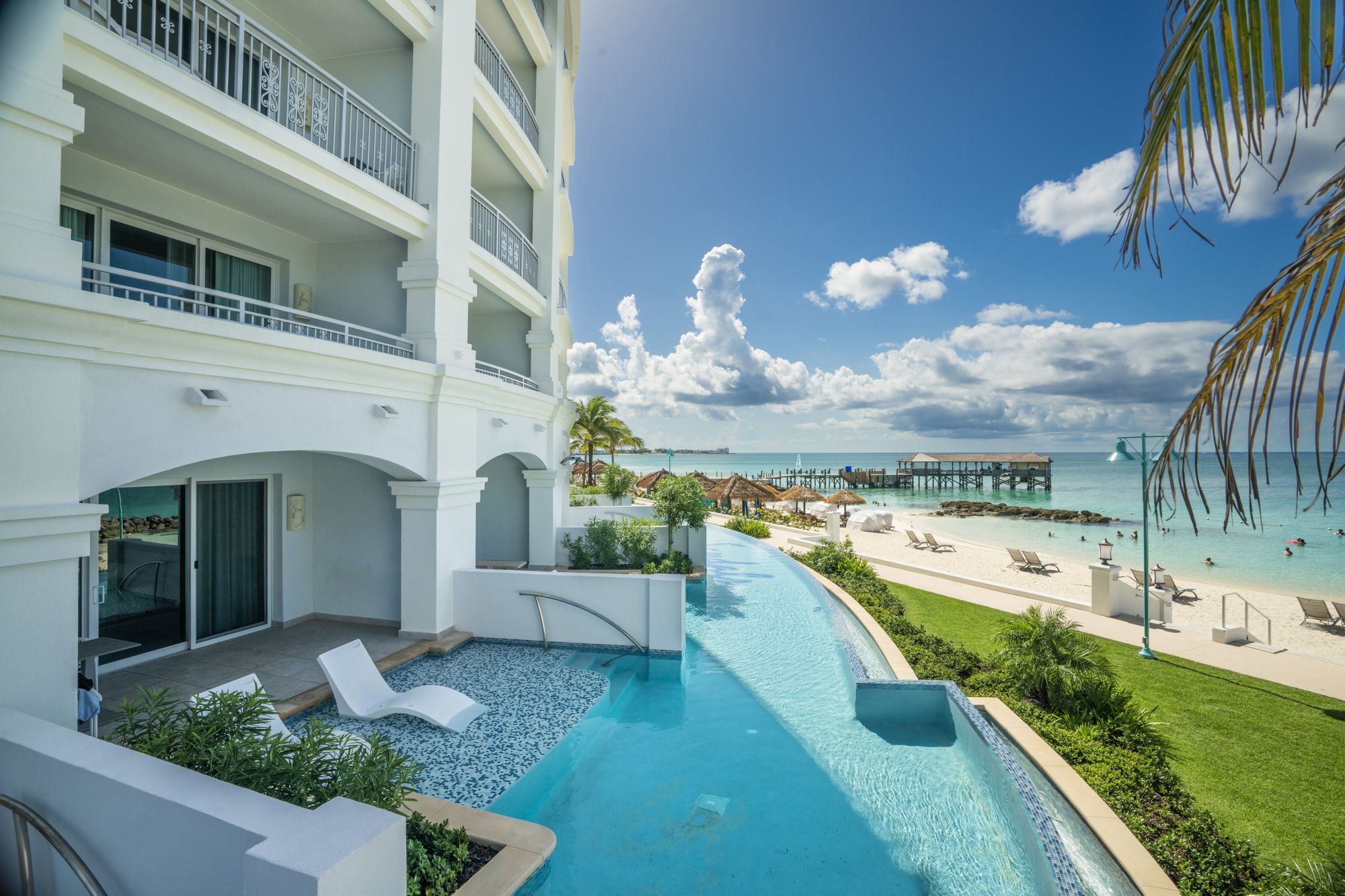 Oceanview vs Oceanfront vs Beachfront: The Difference