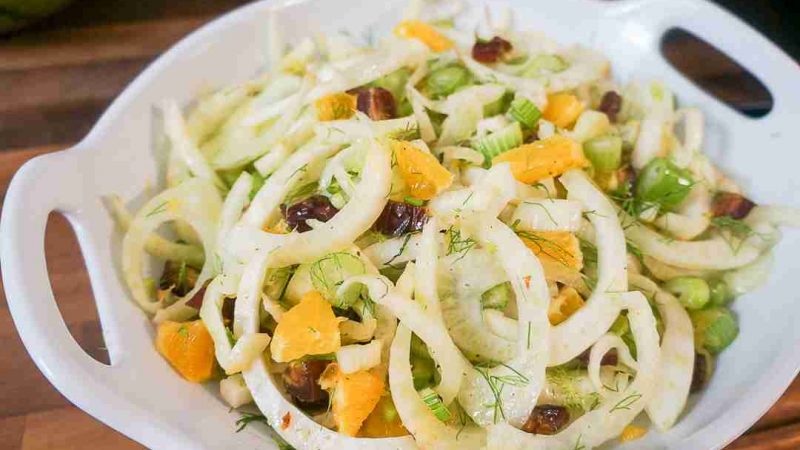 Quick And Easy Fennel Salad With Oranges And Dried Figs