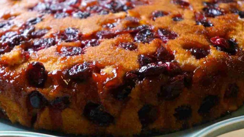 Easy And Delicious Cranberry Upside-Down Cake (Cake Flour)