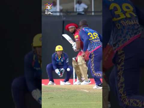 Quinton de Kock takes a stunner 🤩