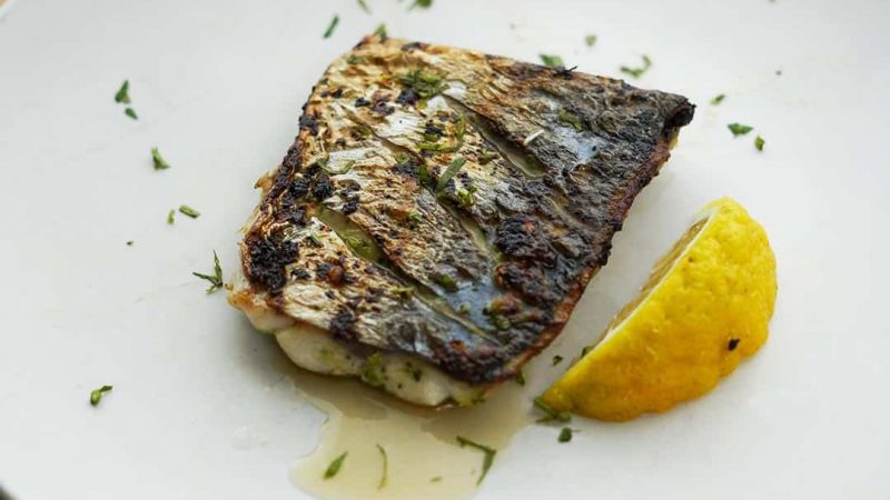Stop Seasoning Your Seafood With Citrus