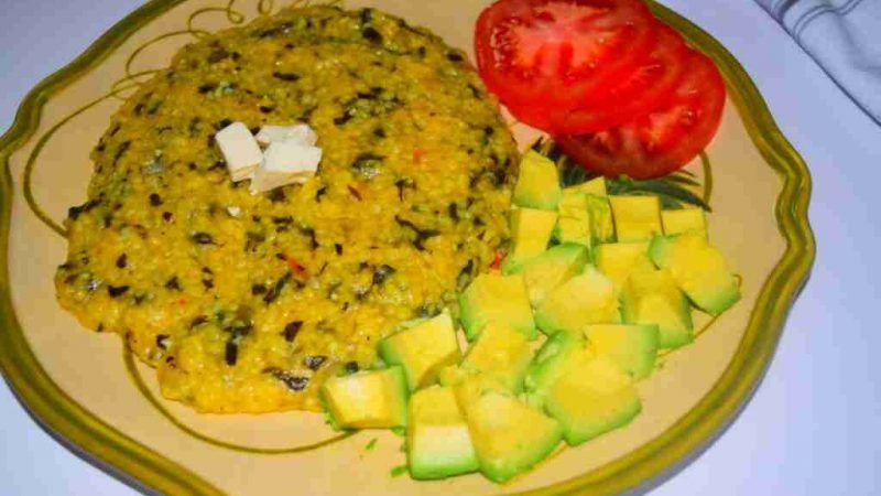 Cornmeal With Spinach (Polenta With Spinach)