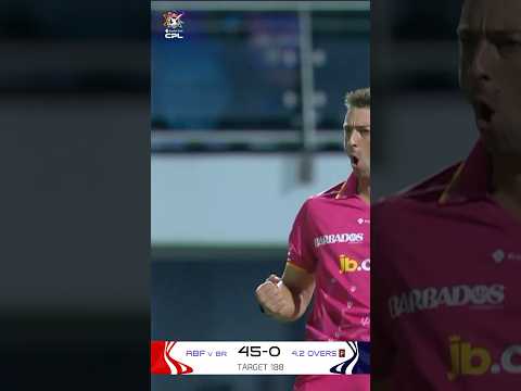 Dan Sams’ TWO brilliant wickets! 💪