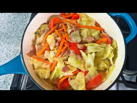 Simple and Tasty Steamed Cabbage With Ham