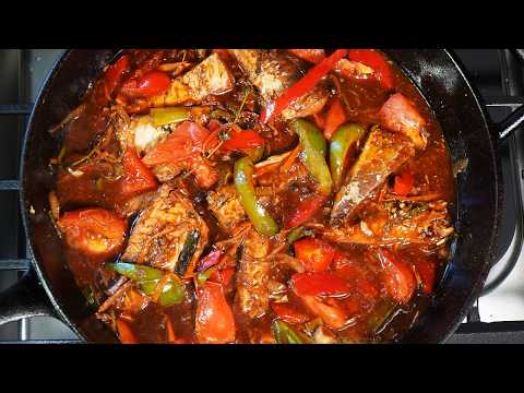 Brown Stew Mackerel in Tomato Sauce